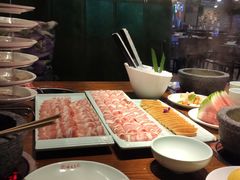 -百品聚旋转火锅(号外店)