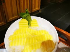 -野山舂·贵州现舂酸汤火锅(鸿通城店)