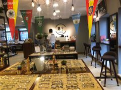 -肆兮眼镜·蔡司·徕卡战略合作店(大坪店)