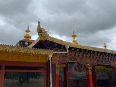 -噶丹松赞林寺