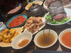 -老牌坊云南鱼豆花火锅(嵩山店)