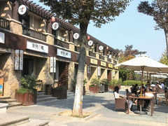 -星巴克臻选(杭州良渚文化村店)