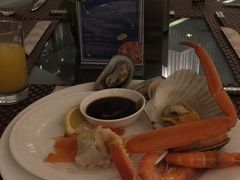 -上海滴水湖皇冠假日酒店