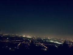-鬼笑石后山停车场