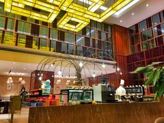 -南湖名都·景湖轩全日制餐厅·海鲜自助·东南亚风味·临湖而食