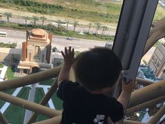 -影汇之星8字形摩天轮