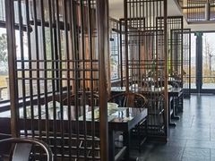-梁子湖东篱老屋生态庄园