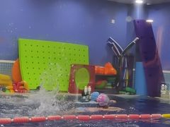 -龙格亲子游泳·水育早教运动中心(绿宝中心)