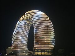 -湖州太湖旅游度假区-月亮广场