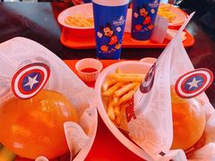 -上海迪士尼度假区