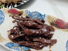 -南京金牛湖巨碗鱼头