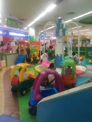 -孩子王童乐园(武汉永旺店)