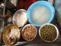 花生芝麻葡萄干-清真老马家国华牛奶鸡蛋醪糟(正宁路店)