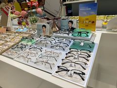 -沫芮眼镜·蔡司·依视路·尼康明月(环创店)