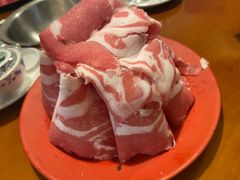 -洞庭洲·防空洞火锅·铜锅涮肉·烧烤(新百广场店)