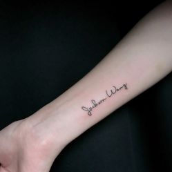 -木子·纹身店TATTOO穿孔·洗纹身