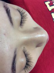 -Yolee雅妮容颜定制美睫·美甲