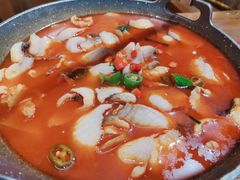 -老滇山寨•云南特色菜•地方菜•民族风情歌舞表演(金碧店)