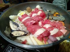 -辛明堂洞韩式芝士年糕火锅(万达店)