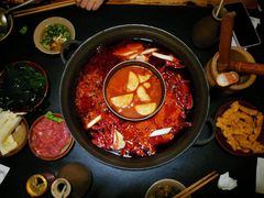 鸳鸯锅-洋马儿火锅(解放碑店)