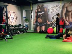 -征成健身连锁私教工作室(九公里店)