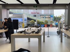 -DJI大疆(深圳华强北曼哈授权体验店)