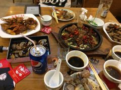 -鲁小三·大骨自助(金山总店)