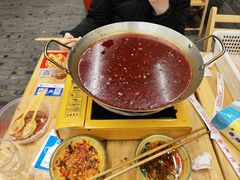 -拈签一笑黄牛肉辣卤串串