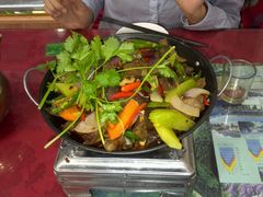 -乡土特色.冷锅鱼.牦牛肉汤锅