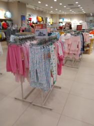 -乐友孕婴童(龙旗购物中心店)