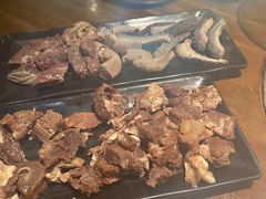 -三侨牛庄(云浮店)