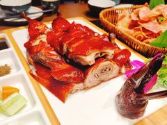 -老滇山寨•云南特色菜•地方菜•民族风情歌舞表演(世纪金源店)