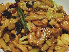 -胡桐里音乐酒馆(孝南店)