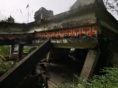 -四川汶川特大地震漩口中学遗址