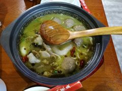 -周鱼小馆石锅酸菜鱼(活力汇店)