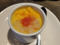 杨枝甘露-汤城小厨•粤菜•靓汤(苏州街店)