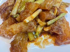 葱烧蹄筋-湖畔鲁菜·二十年老字号餐厅(大明湖店)