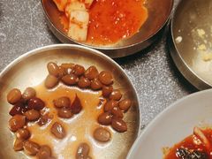 -草家酱蟹炭火烤肉店(珲春南路二店)