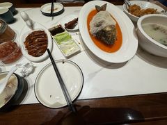 -梅利汴京烤鸭•开封豫菜地标店(东大街店)