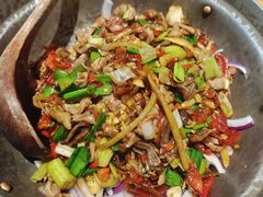 土家锅气爆鸡杂-吃饭皇帝大土家民族菜(正大广场店)