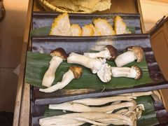 -老牌坊云南鱼豆花火锅(哈西万达店)