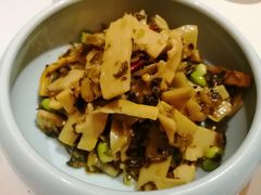 雪菜毛豆笋丝-同庆楼(滨湖万达广场店)