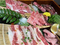 -山川小町·极番烧肉(新地假日广场店)