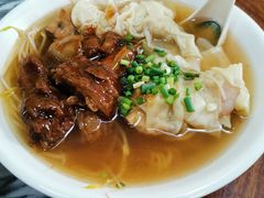 牛腩十云吞麵-正斗面家