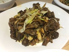 -毛家饭店(长沙南站店)