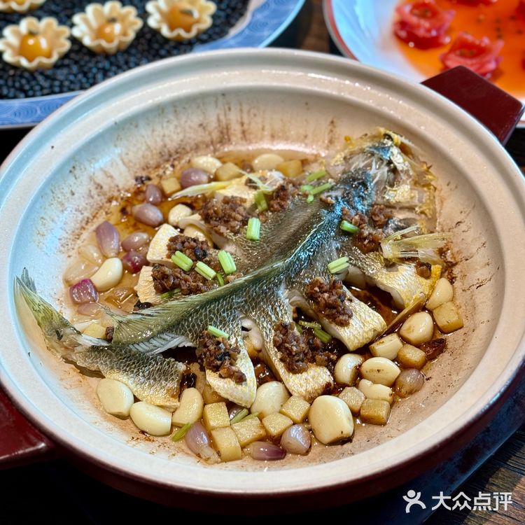 顺德也有在中式庭院里，吃精致“漂亮饭”！