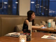 -ROAST coffee & eatery