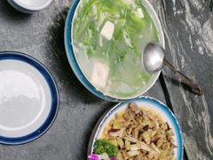 -四方小吃·白族庭院餐厅