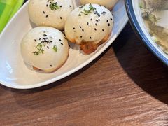 -玖鲜小笼(中山广场店)