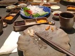 -铭牛烧肉·和牛海鲜自助(高新月牙湖店)